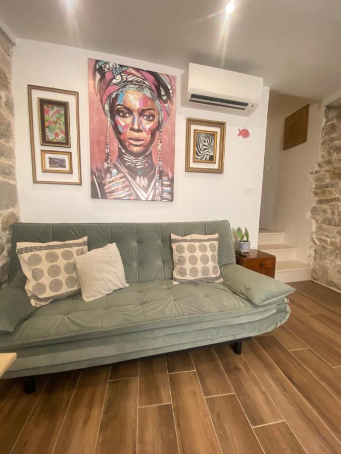 Apartman Oleandar Kaštela 外观 照片