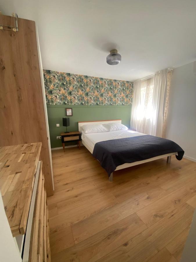 Apartman Oleandar Kaštela 外观 照片